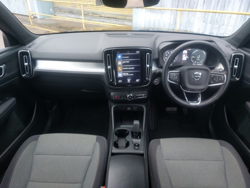 Used Volvo XC40 2022 for sale - 76369574: Photo 2