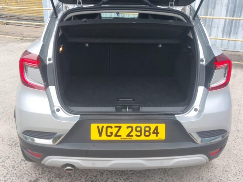 Used Renault Captur 2021 for sale - 77062607: Photo 8