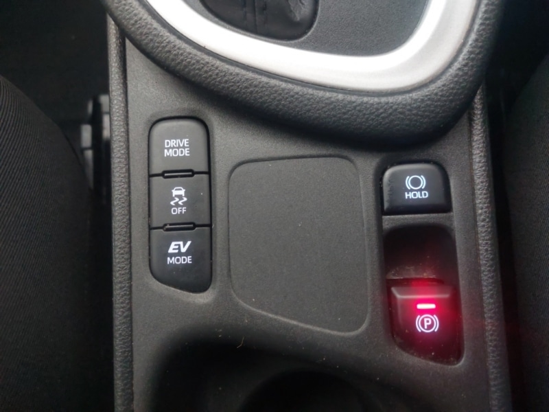 Used Toyota Yaris 2022 for sale - 77228570: Photo 14