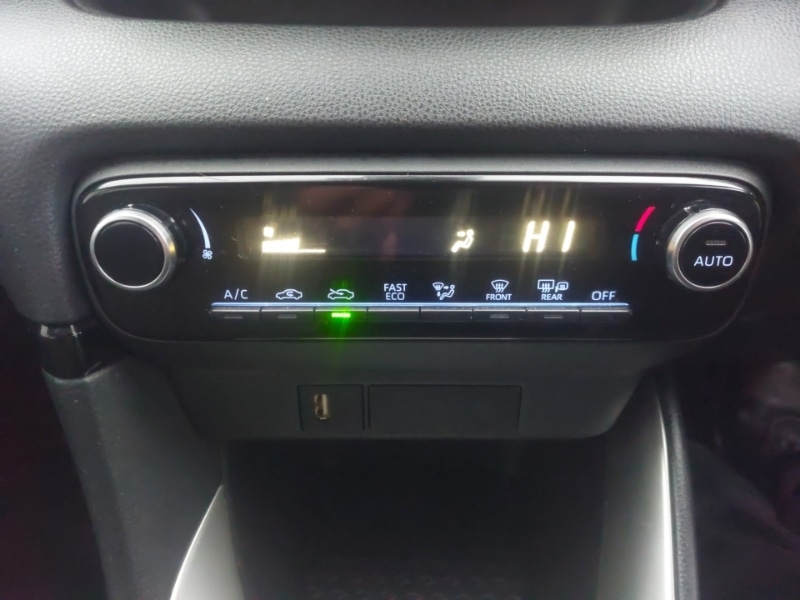 Used Toyota Yaris 2022 for sale - 77228570: Photo 16