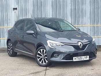 Used Renault Clio 2019 for sale - 78252958: Photo