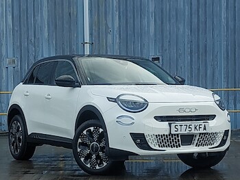 Used Fiat 600 2025 for sale - 76437724: Photo