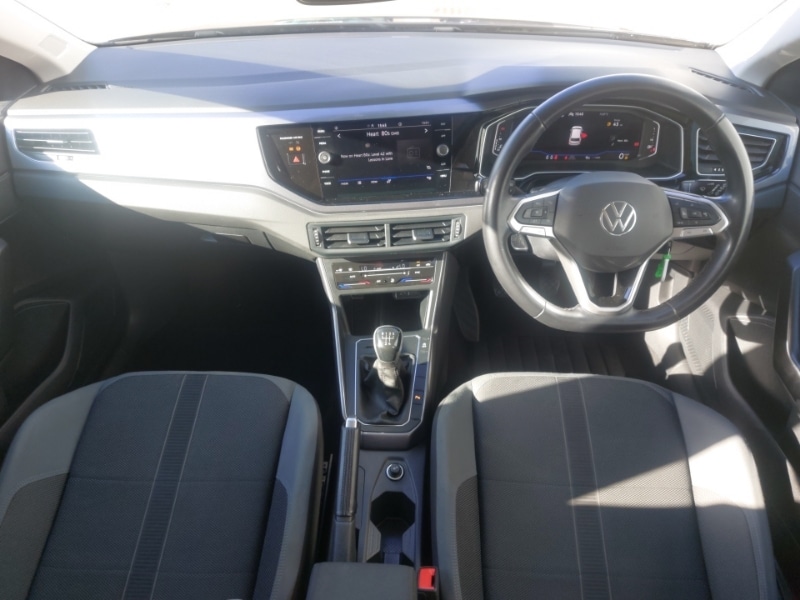 Used Volkswagen Polo 2022 for sale - 76437728: Photo 2