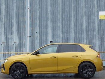 Used Vauxhall Astra 2024 for sale - 76493076: Photo