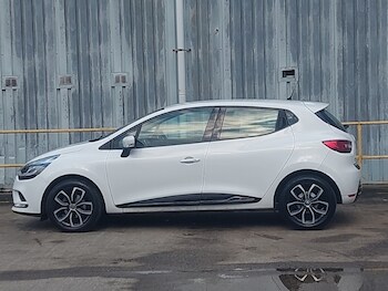 Used Renault Clio 2019 for sale - 78252928: Photo