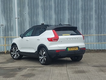 Used Volvo XC40 2021 for sale - 78460429: Photo