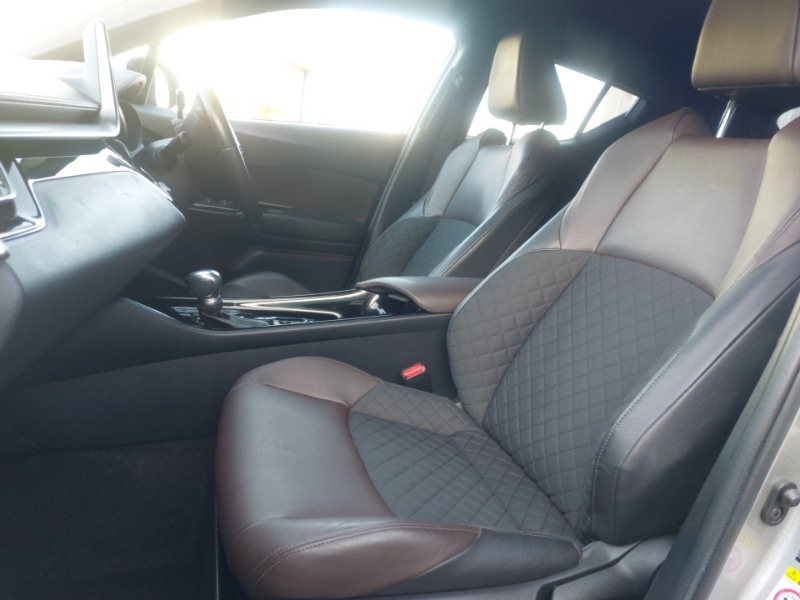 Used Toyota C-HR 2017 for sale - 77756141: Photo 12