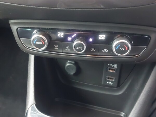 Used Vauxhall Crossland X 2018 for sale - 76258443: Photo 11