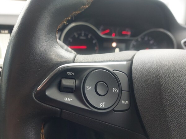 Used Vauxhall Crossland X 2018 for sale - 76258443: Photo 17