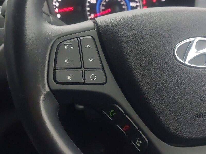 Used Hyundai i10 2019 for sale - 76533433: Photo 17