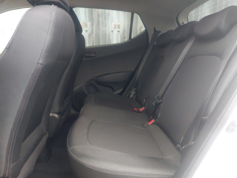 Used Hyundai i10 2019 for sale - 76533433: Photo 6