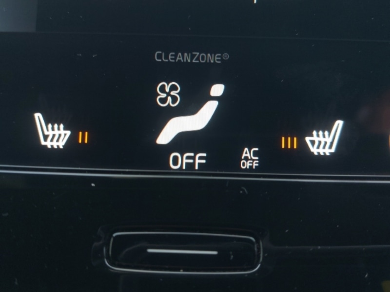 Used Volvo XC40 2021 for sale - 76354374: Photo 13