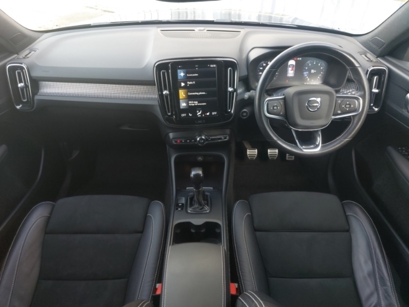 Used Volvo XC40 2021 for sale - 76354374: Photo 2