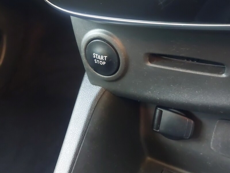 Used Renault Clio 2018 for sale - 77183802: Photo 15