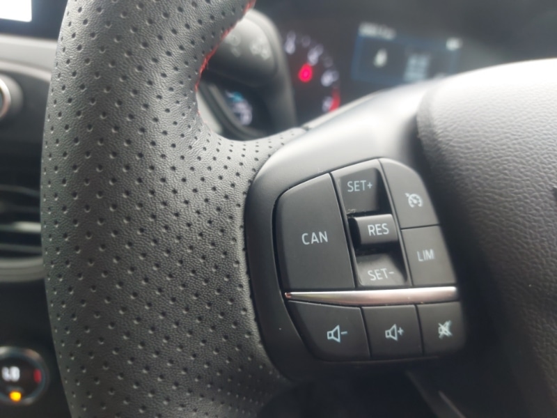 Used Ford Focus 2022 for sale - 76258257: Photo 17