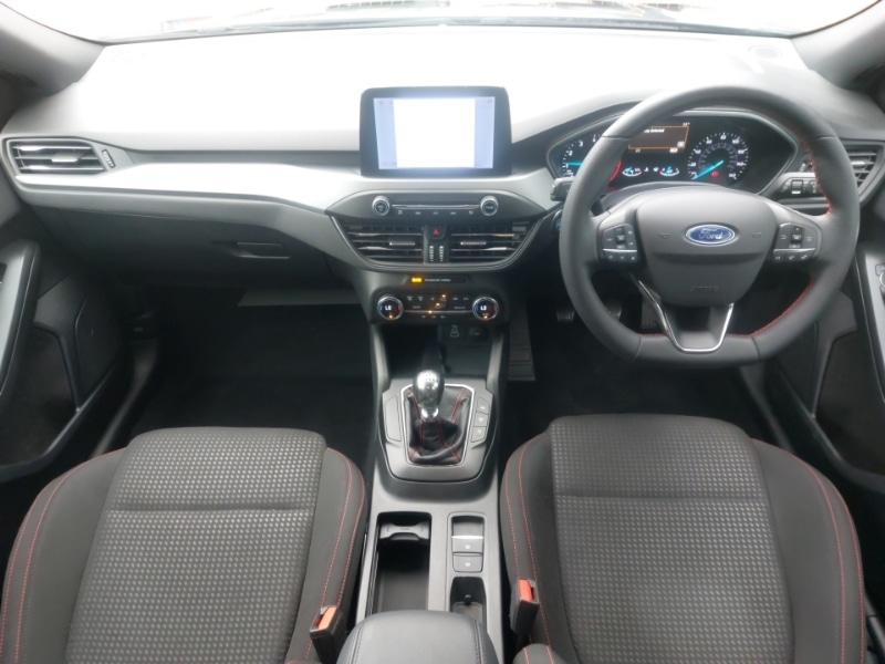 Used Ford Focus 2022 for sale - 76258257: Photo 2