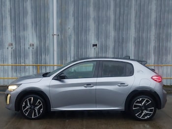 Used Peugeot 208 2025 for sale - 76560310: Photo