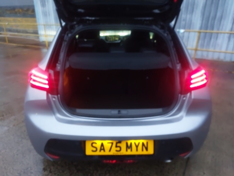 Used Peugeot 208 2025 for sale - 76560310: Photo 8