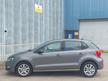 Used Volkswagen Polo 2015 for sale - 79557734: Photo