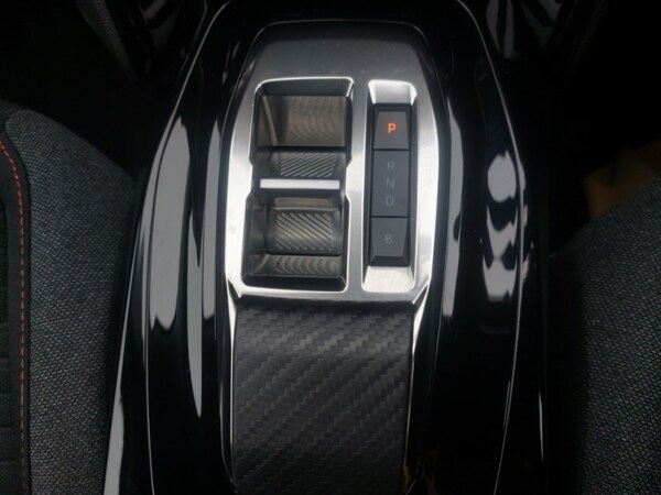 Used Peugeot 2008 2022 for sale - 76188185: Photo 14