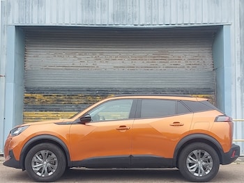 Used Peugeot 2008 2022 for sale - 76188185: Photo 4