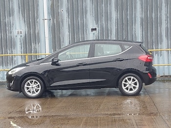Used Ford Fiesta 2018 for sale - 78183838: Photo
