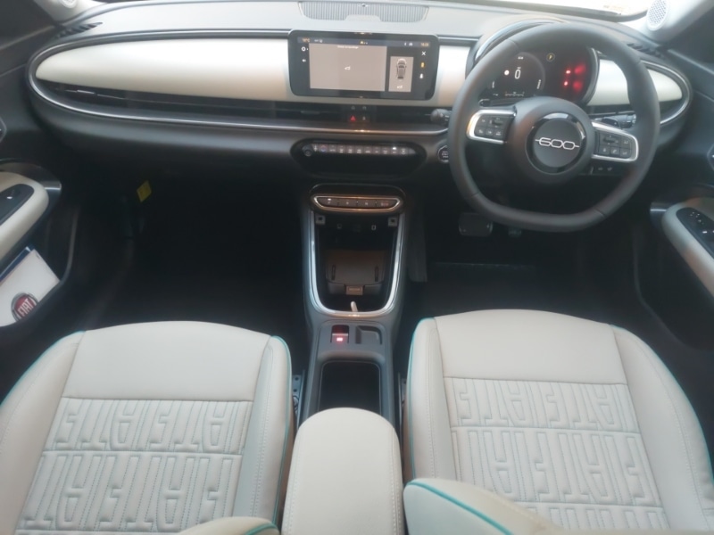 Used Fiat 600 2025 for sale - 76687668: Photo 2