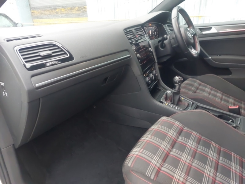 Used Volkswagen Golf 2019 for sale - 77509192: Photo 5