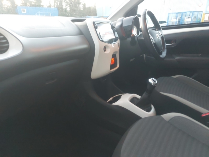 Used Toyota AYGO 2020 for sale - 76827164: Photo 12