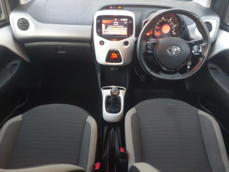Used Toyota AYGO 2020 for sale - 76827164: Photo 2