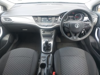 Used Vauxhall Astra 2018 for sale - 79336267: Photo