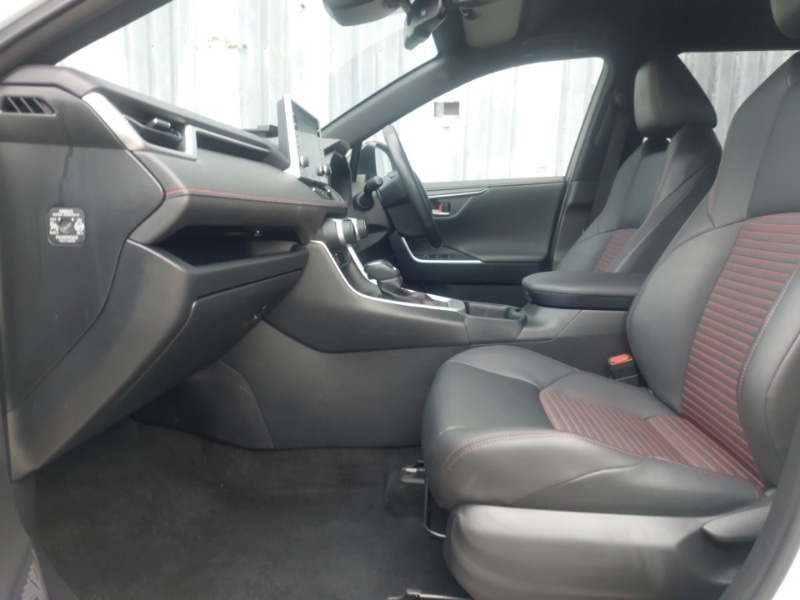 Used Toyota RAV4 2022 for sale - 77051160: Photo 5