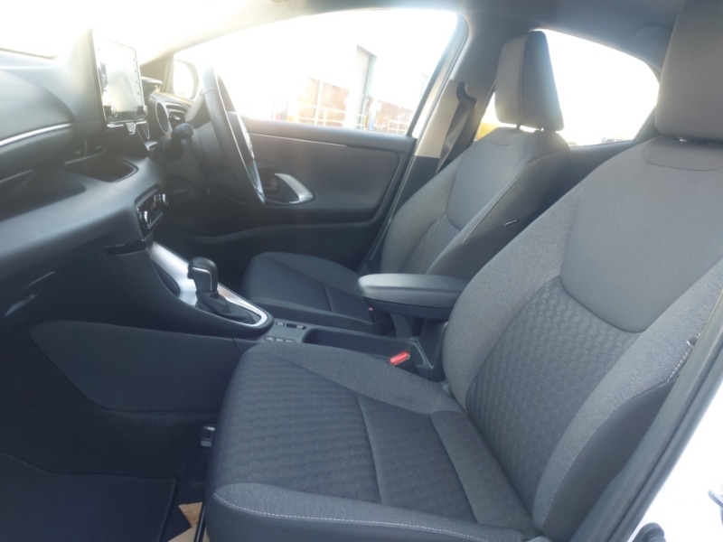 Used Toyota Yaris 2022 for sale - 77078109: Photo 12