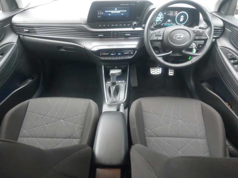 Used Hyundai BAYON 2023 for sale - 76121052: Photo 2
