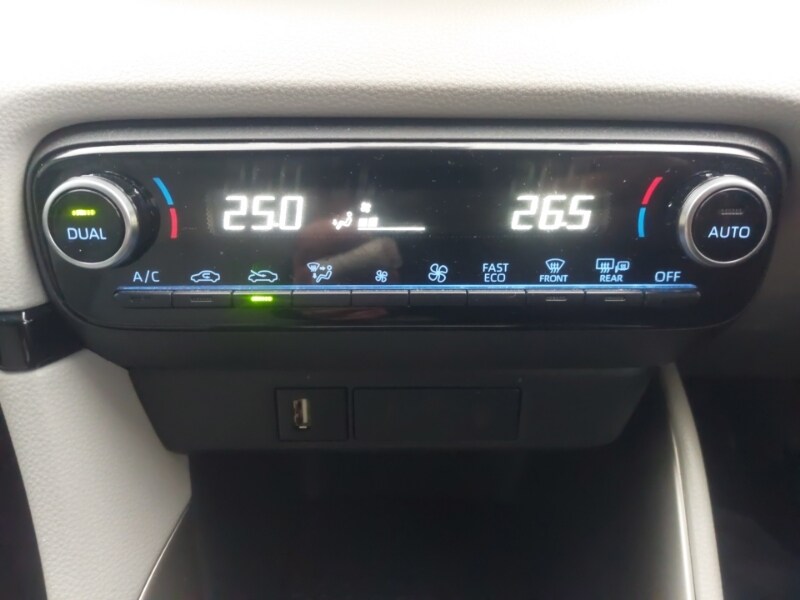 Used Toyota Yaris 2022 for sale - 77433698: Photo 15