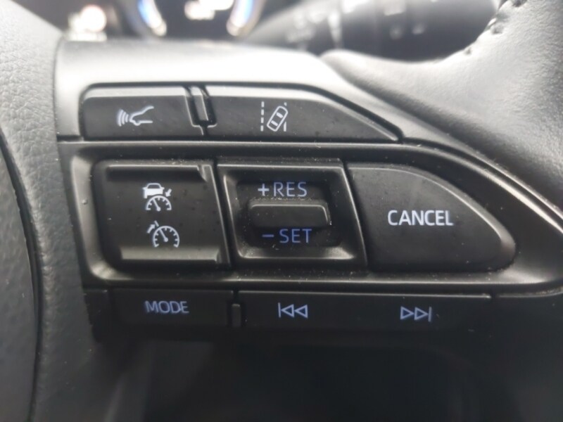 Used Toyota Yaris 2022 for sale - 77433698: Photo 18