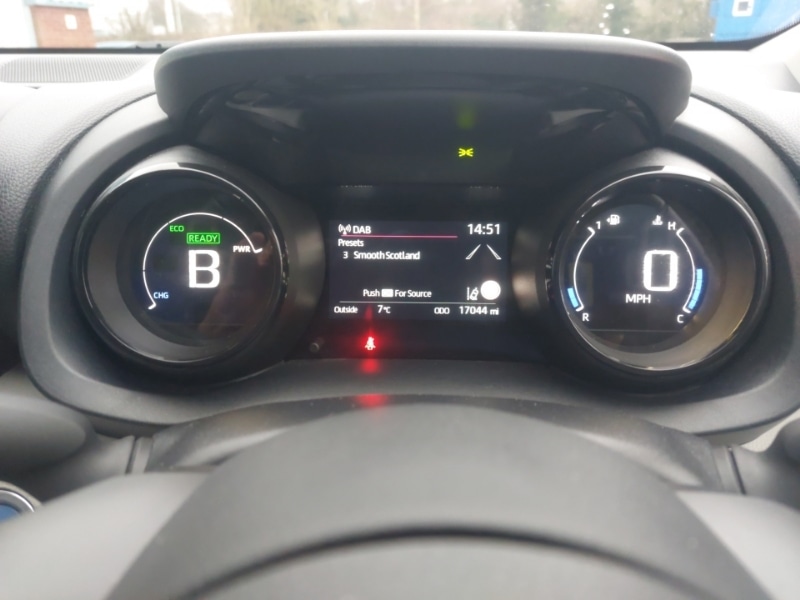 Used Toyota Yaris 2022 for sale - 77433698: Photo 19