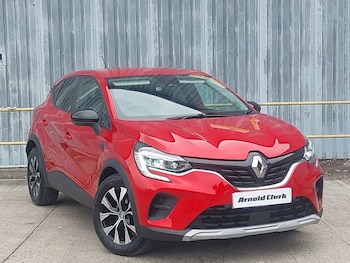 Used Renault Captur 2023 for sale - 79273842: Photo