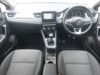 Used Renault Captur 2023 for sale - 79273842: Photo