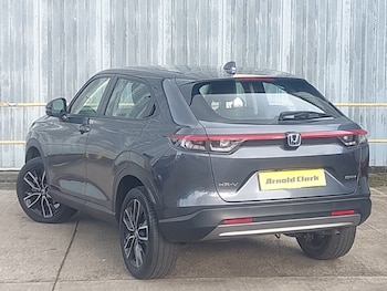 Used Honda HR-V 2023 for sale - 78305520: Photo