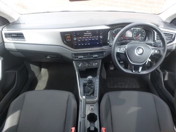 Used Volkswagen Polo 2019 for sale - 78816117: Photo