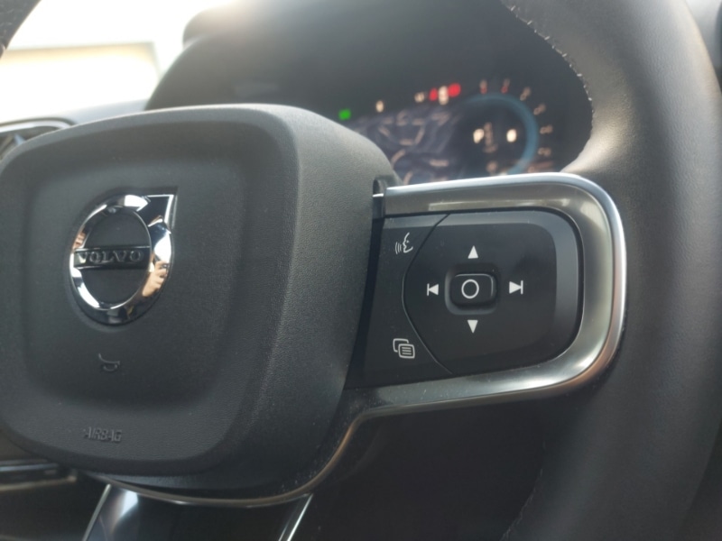 Used Volvo XC40 2024 for sale - 77265096: Photo 18