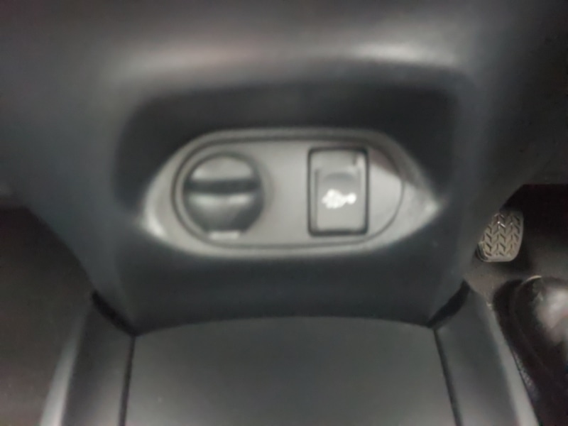 Used Toyota Yaris 2019 for sale - 76947610: Photo 14