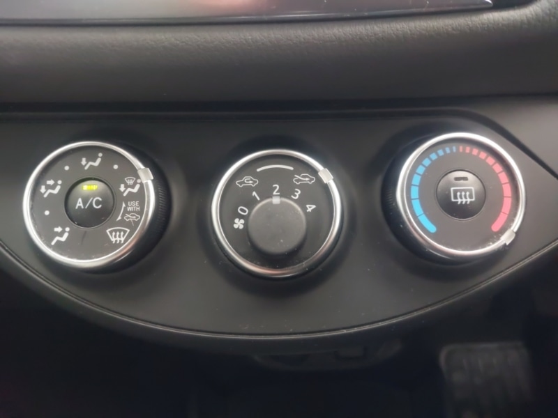 Used Toyota Yaris 2019 for sale - 76947610: Photo 15