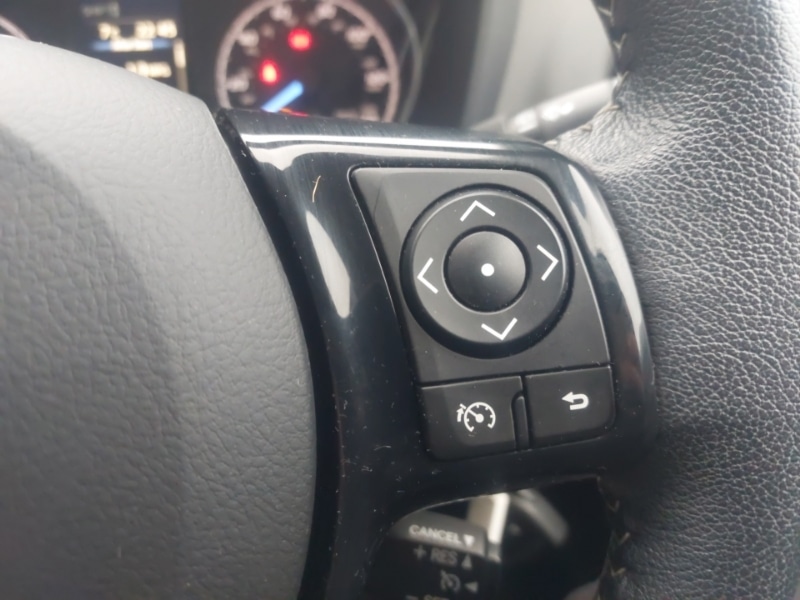 Used Toyota Yaris 2019 for sale - 76947610: Photo 18