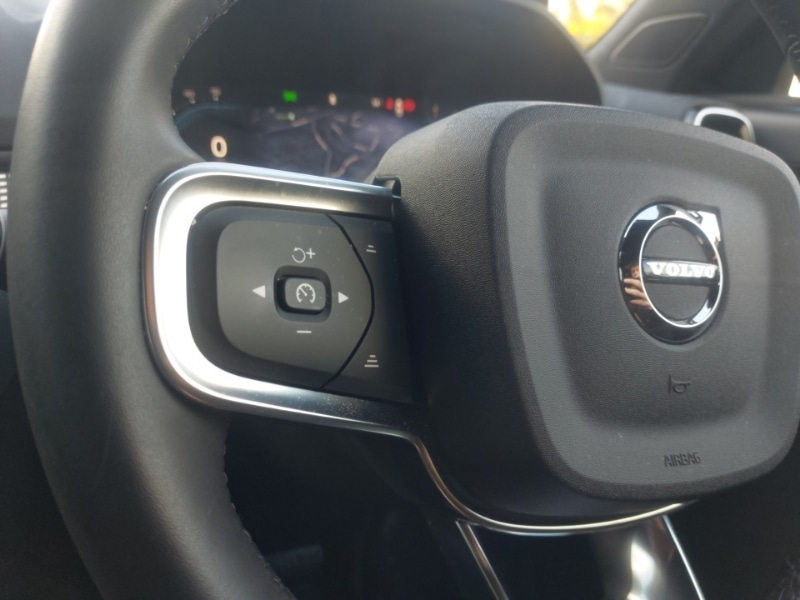 Used Volvo XC40 2024 for sale - 77777202: Photo 17