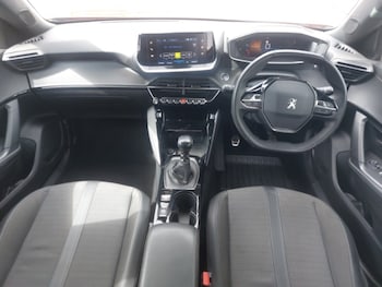 Used Peugeot 2008 2023 for sale - 79373050: Photo