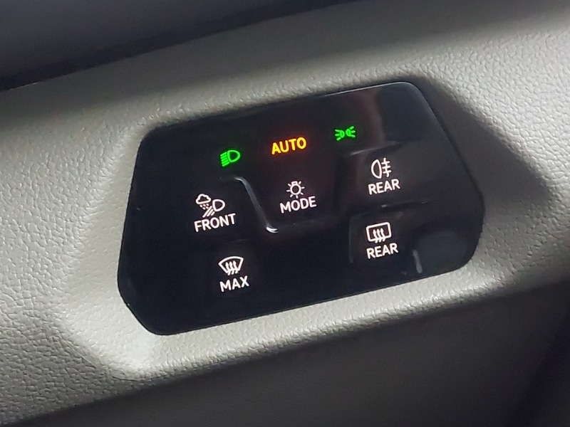 Used Volkswagen Multivan 2023 for sale - 77051163: Photo 18