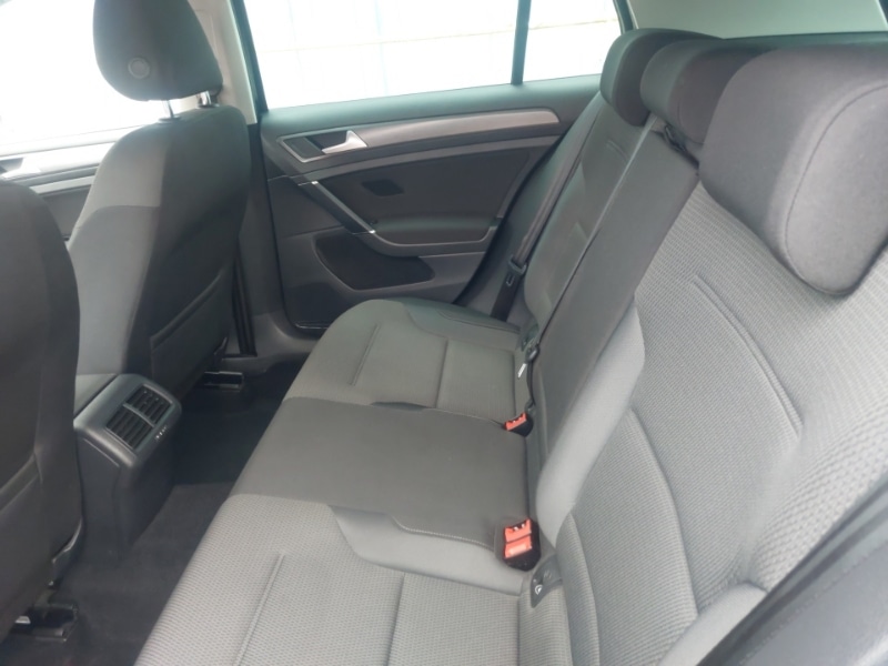 Used Volkswagen Golf 2020 for sale - 78164070: Photo 6