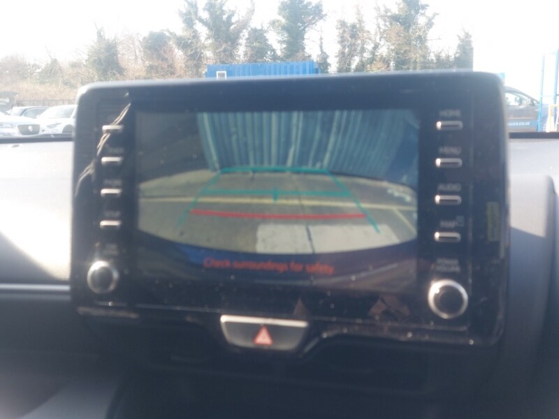 Used Toyota Yaris 2022 for sale - 77947624: Photo 13